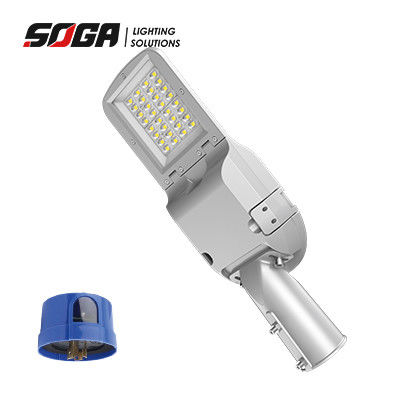Inventronics Driver LED Street Light With Daylight Sensor and High CRI for Pole Mount Installation